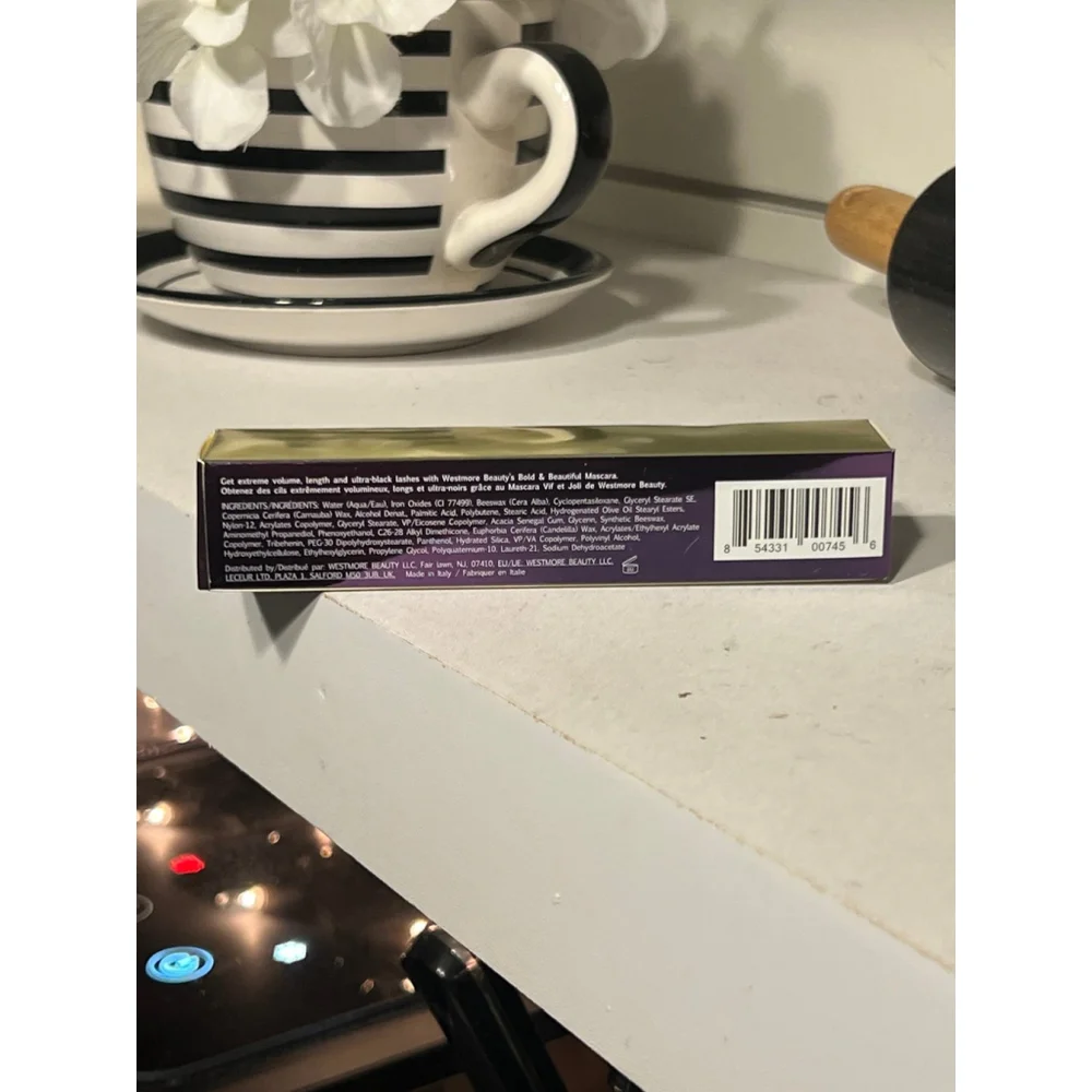 New Westmore Beauty Bold & Beautiful Mascara